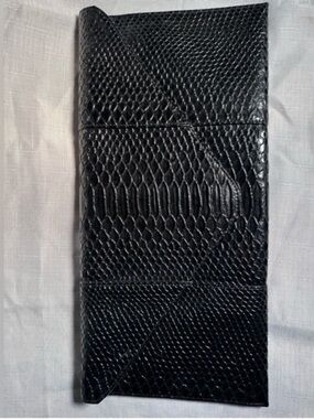 ✨🐍 Tiny Bag. Big Reptile Energy. 🐍✨